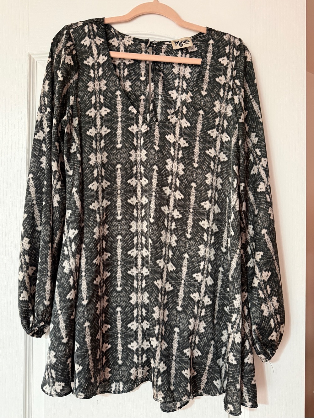 Show Me Your MuMu Black & White Patterned V-Neck Tunic